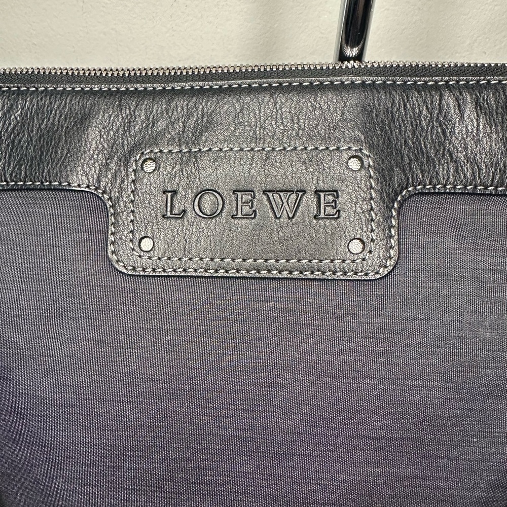LOEWE CROSSBODY WITH COA - Picture 6 of 13